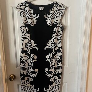 Chic Black and White Patterned Midi Dress